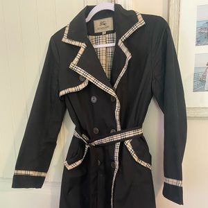 Burberry London Women’s Trench size M